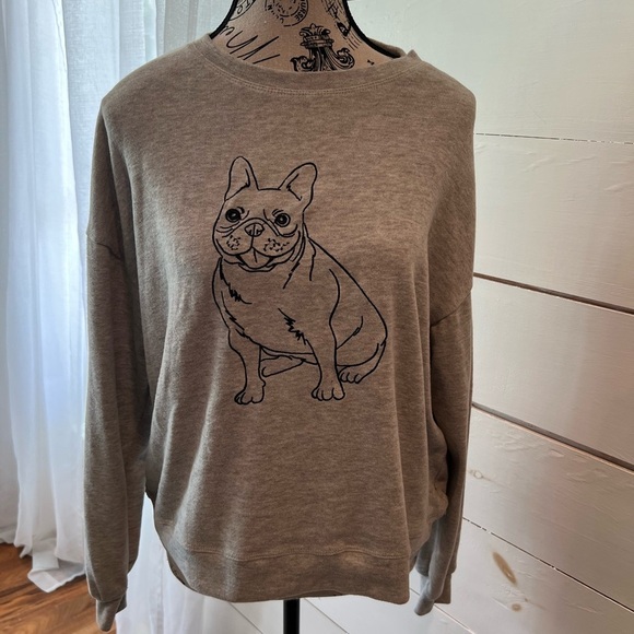 Forever 21 Gray French Bulldog Graphic Sweatshirt, size medium, EUC, Frenchie - Picture 2 of 7